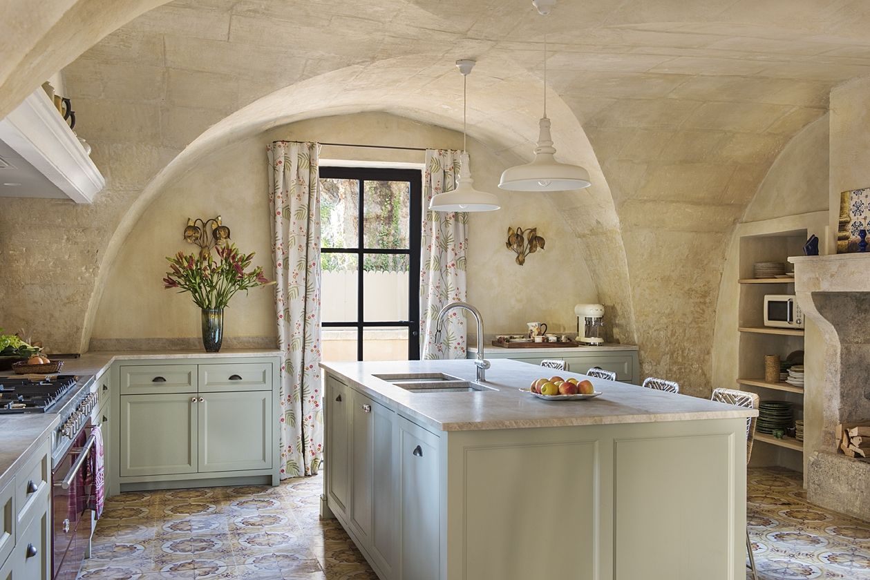 mas 13 Pièces en location saisonnière sur ST REMY DE PROVENCE (13210)