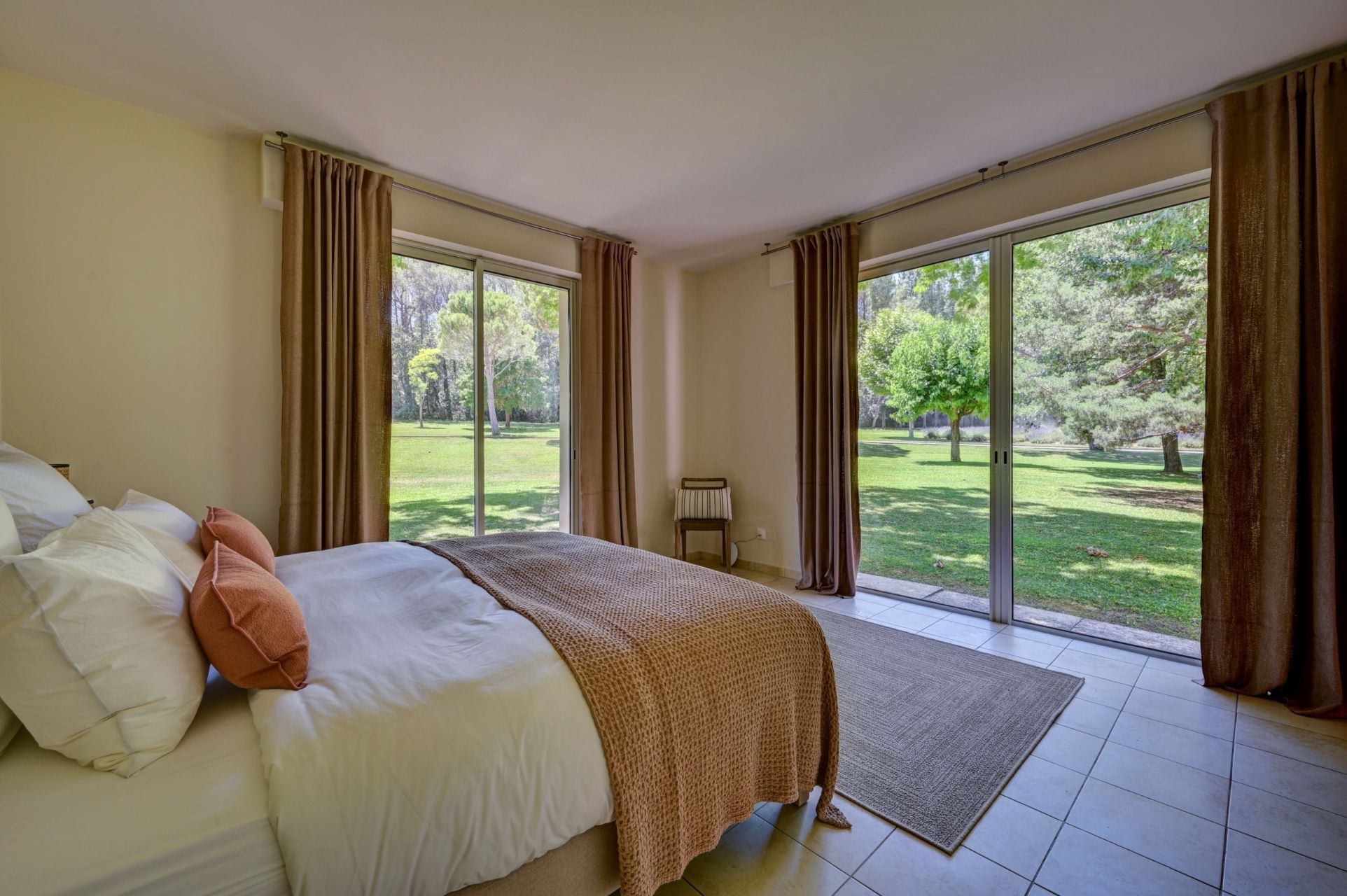 maison 17 Pièces en location saisonnière sur AIX EN PROVENCE (13100)