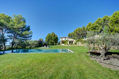 Vacances Maison Aix-en-Provence 8&nbsp;Pièces 300&nbsp;m²