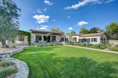 Rental Mas Saint-Rémy-de-Provence 6&nbsp;Rooms 270&nbsp;m²