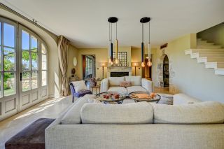 mas 5 Rooms for seasonal rent on LES BAUX DE PROVENCE (13520)