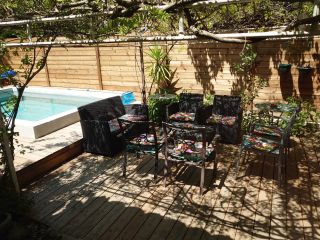 house 6 Rooms for sale on ST REMY DE PROVENCE (13210)