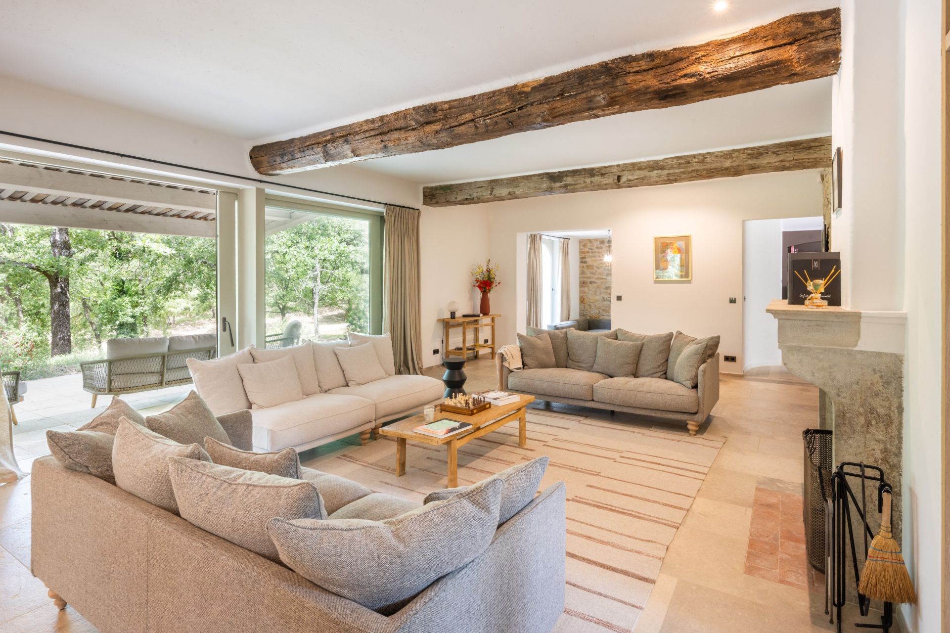 bastide 10 Rooms for seasonal rent on ST MAXIMIN LA STE BAUME (83470)