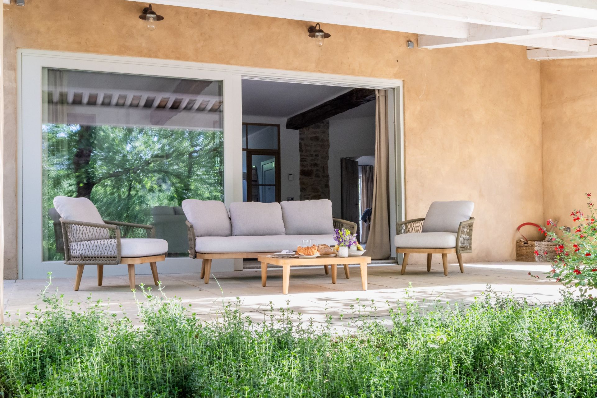 bastide 10 Rooms for seasonal rent on ST MAXIMIN LA STE BAUME (83470)