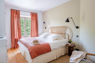 bastide 10 Rooms for seasonal rent on ST MAXIMIN LA STE BAUME (83470)