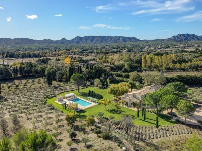 Vacances Maison Eygalières 9&nbsp;Pièces 450&nbsp;m²
