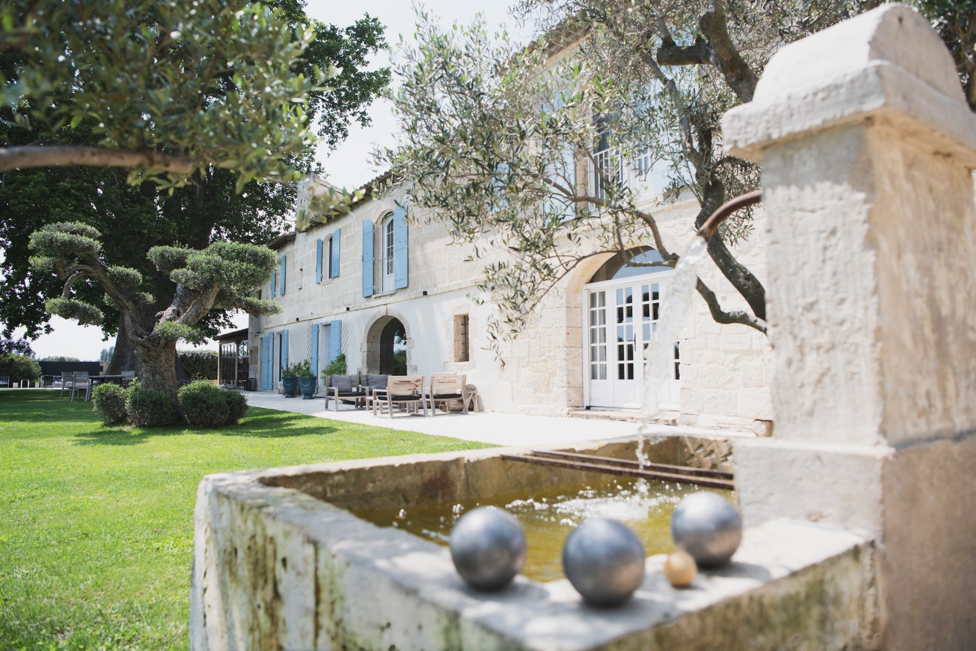 mas 10 Rooms for seasonal rent on ARLES (13200)