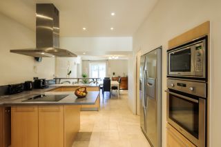 mas 9 Rooms for seasonal rent on ST REMY DE PROVENCE (13210)