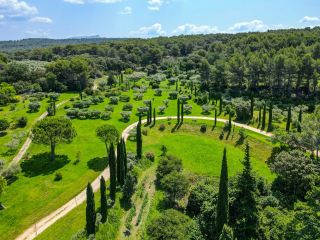 maison 15 Pièces en location saisonnière sur AIX EN PROVENCE (13100)
