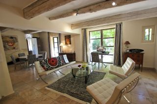 property 10 Rooms for seasonal rent on ST ETIENNE DU GRES (13103)