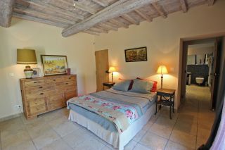 property 10 Rooms for seasonal rent on ST ETIENNE DU GRES (13103)