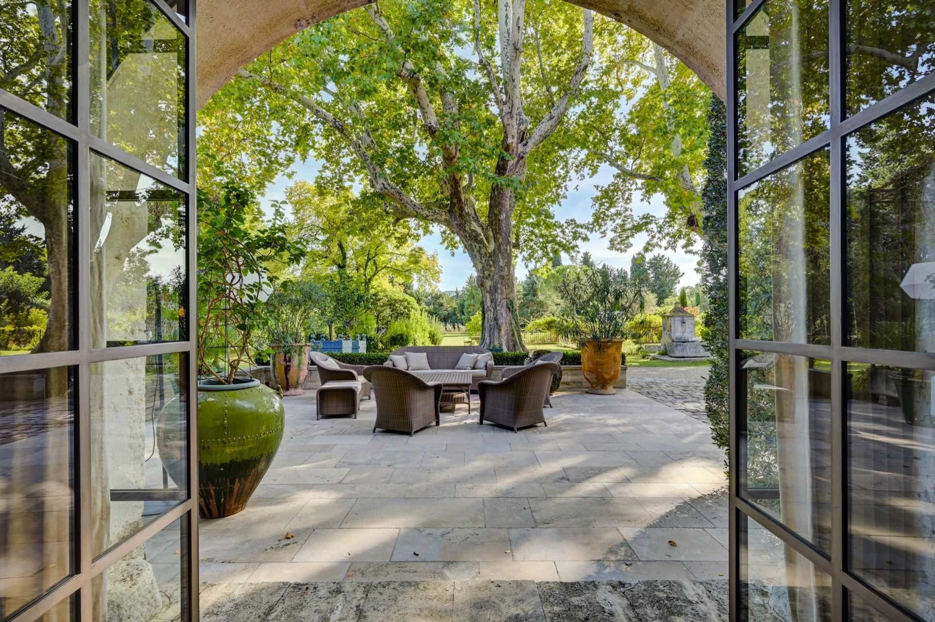 house 15 Rooms for sale on ST REMY DE PROVENCE (13210)