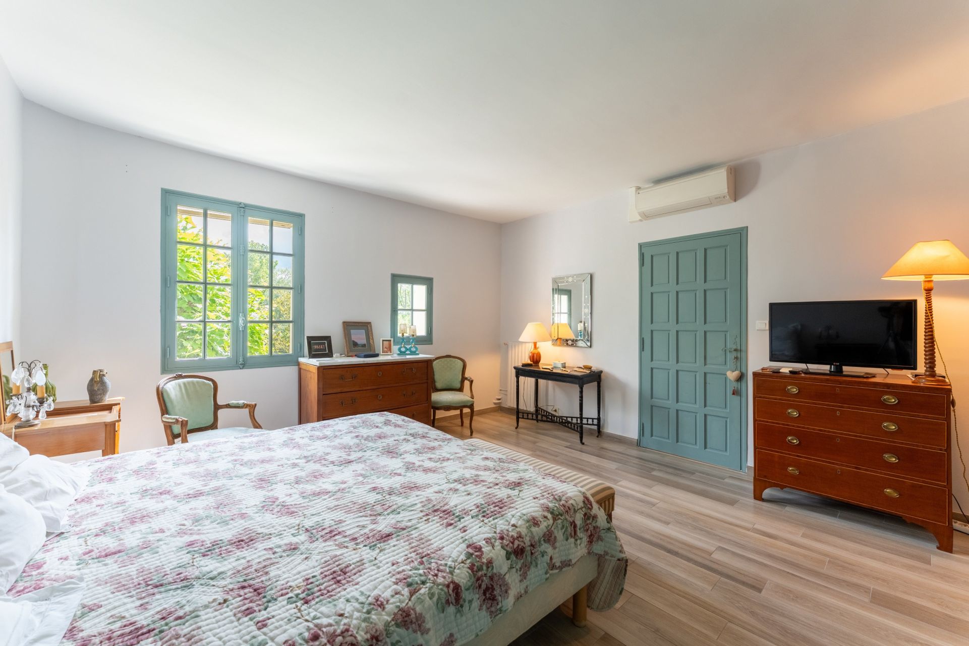 maison 8 Pièces en vente sur MAILLANE (13910)
