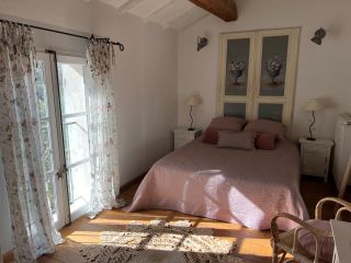 mas 7 Pièces en location saisonnière sur BARBENTANE (13570)