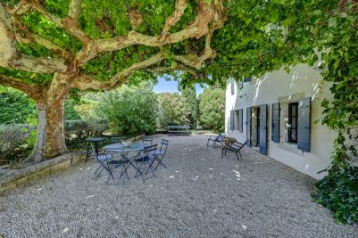 Sale House Saint-Rémy-de-Provence 7 Rooms 235 m²