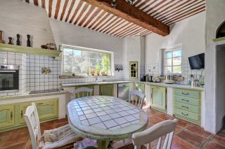 house 9 Rooms for sale on ARLES (13200)