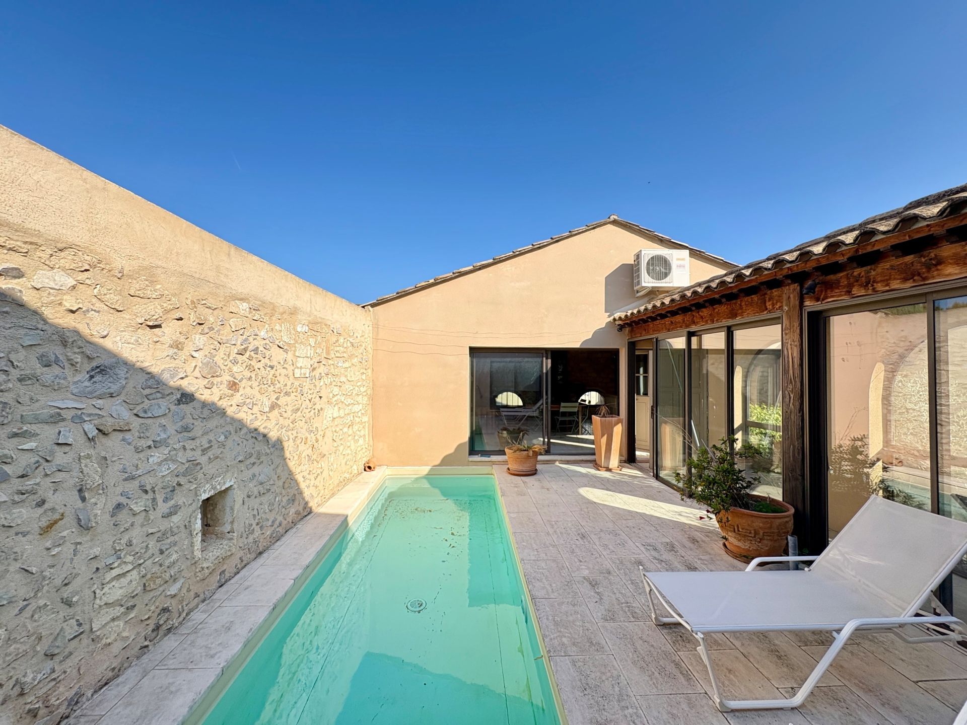 house 5 Rooms for sale on MAUSSANE LES ALPILLES (13520)