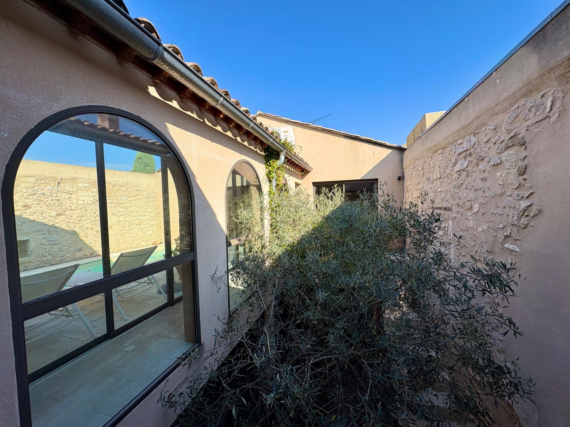 house 5 Rooms for sale on MAUSSANE LES ALPILLES (13520)