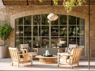 mas 8 Rooms for sale on PARADOU (13520)