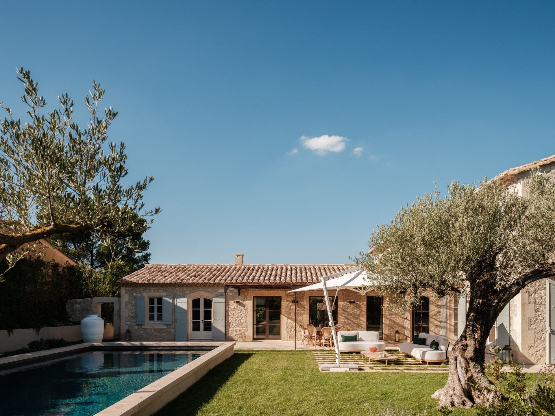 mas 7 Rooms for sale on EYGALIERES (13810)
