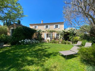 house 6 Rooms for sale on PARADOU (13520)