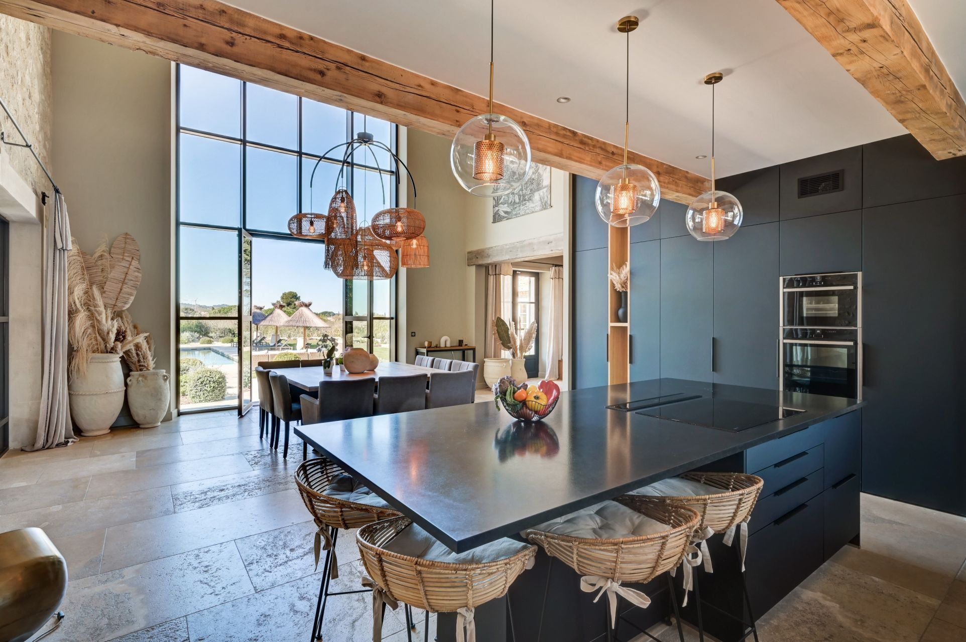 mas 8 Rooms for seasonal rent on ST REMY DE PROVENCE (13210)