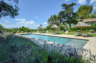 mas 8 Rooms for seasonal rent on ST REMY DE PROVENCE (13210)