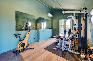 mas 8 Rooms for seasonal rent on ST REMY DE PROVENCE (13210)