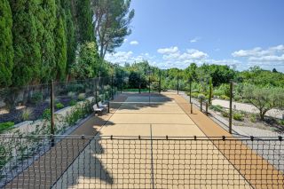 mas 8 Rooms for seasonal rent on ST REMY DE PROVENCE (13210)