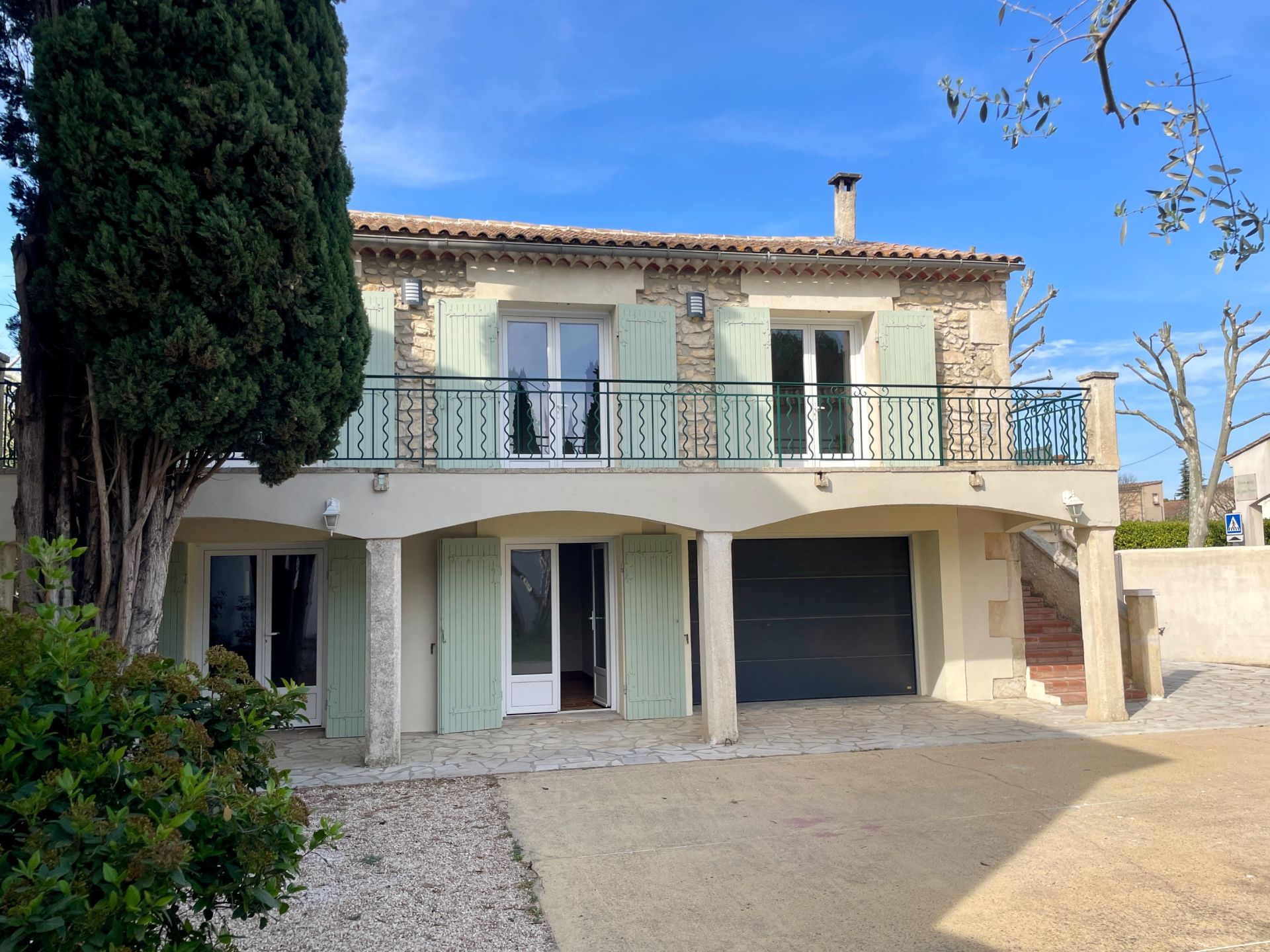 maison 4 Pièces en vente sur MAILLANE (13910)