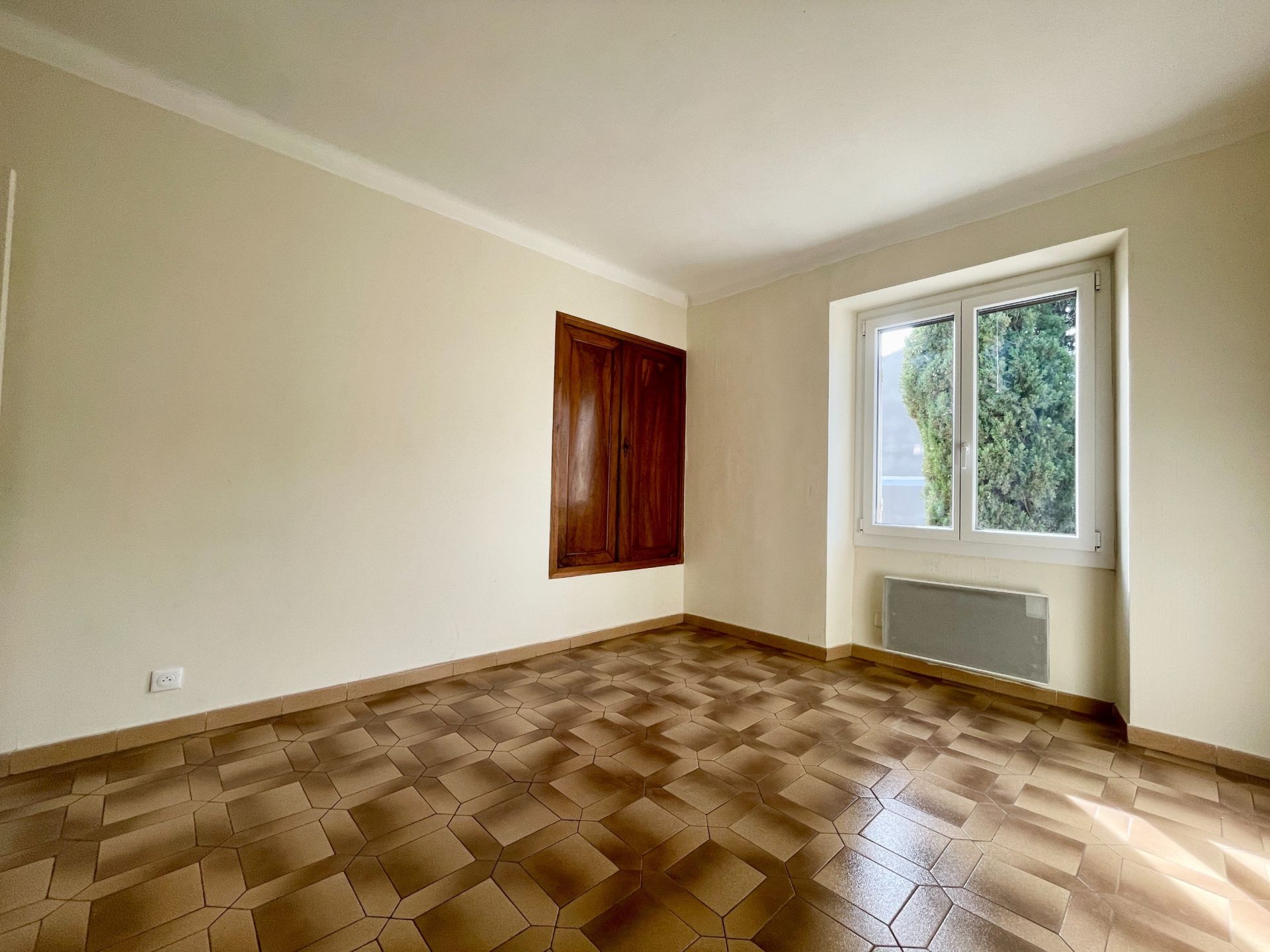 maison 4 Pièces en vente sur MAILLANE (13910)