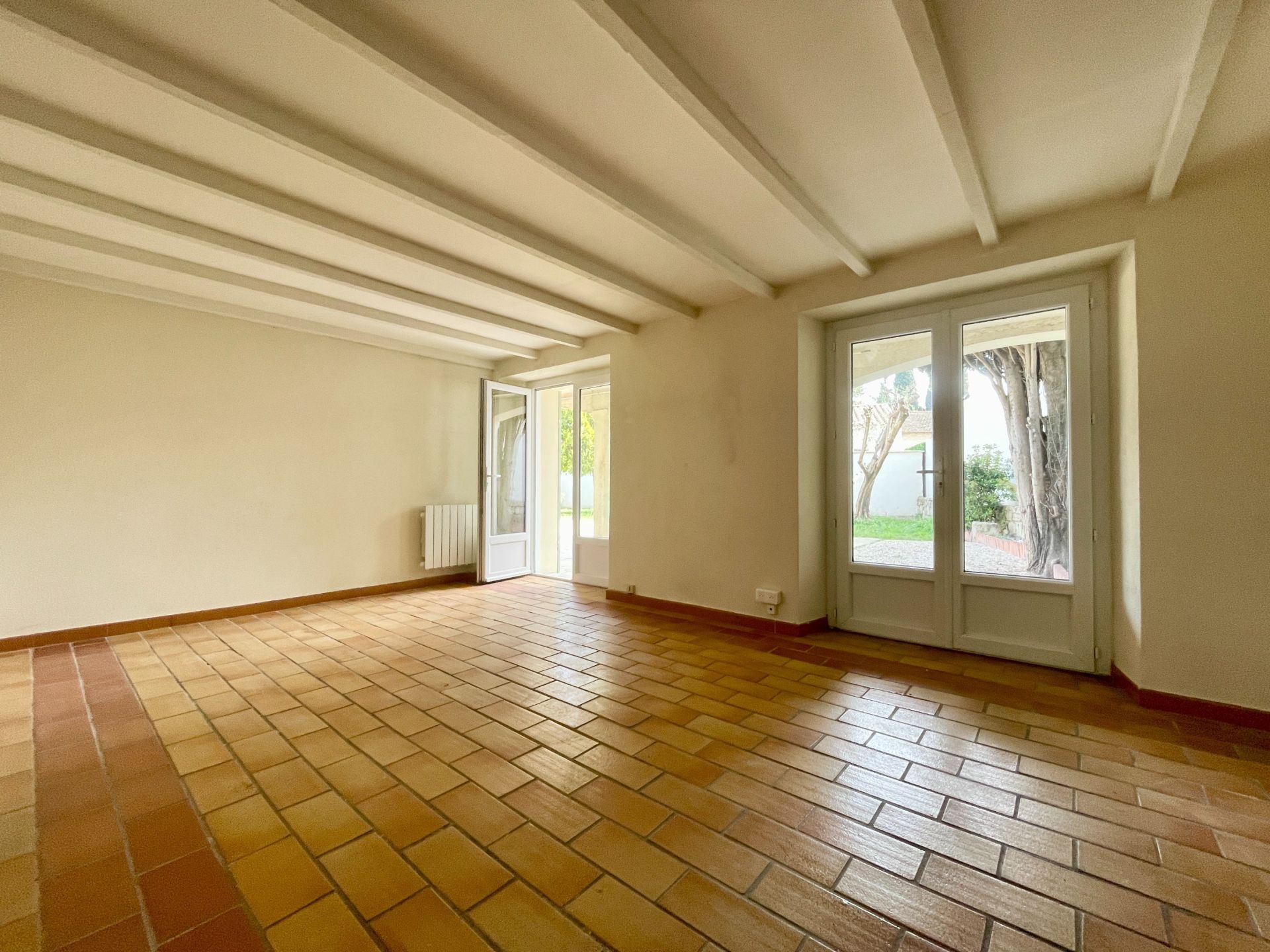 maison 4 Pièces en vente sur MAILLANE (13910)