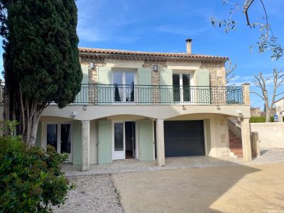 Sale House Maillane 4 Rooms 111 m²