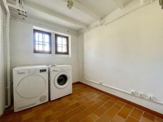 house 4 Rooms for sale on MAILLANE (13910)