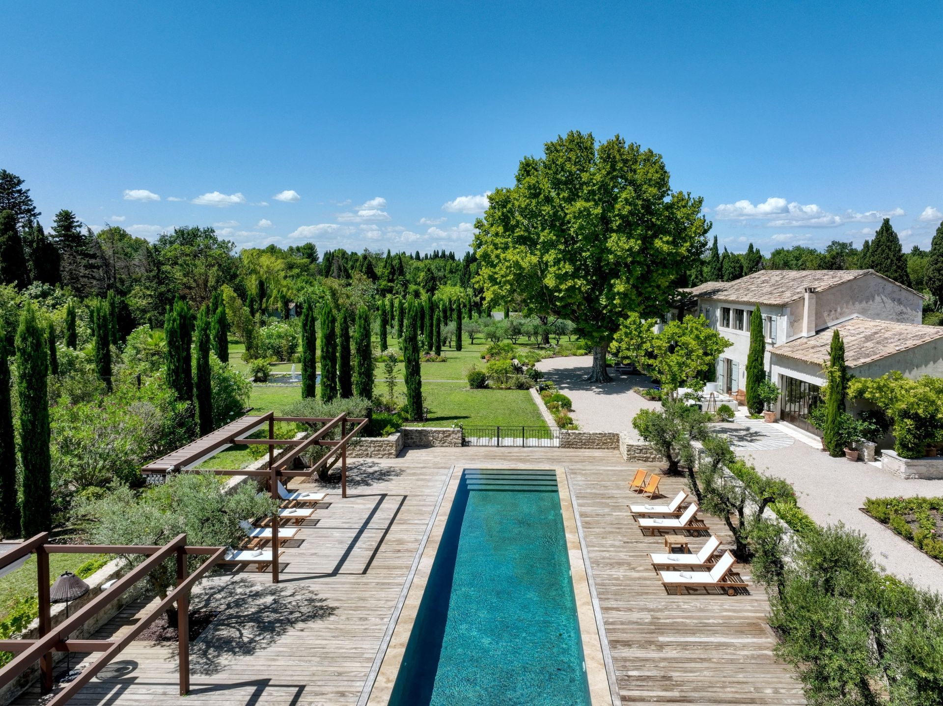 mas 13 Rooms for seasonal rent on ST REMY DE PROVENCE (13210)