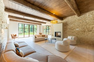 mas 8 Rooms for sale on ST REMY DE PROVENCE (13210)