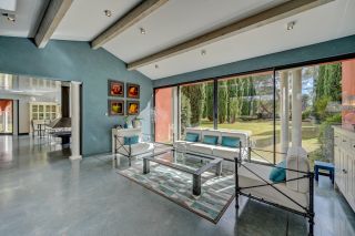 villa 20 Rooms for sale on AIX EN PROVENCE (13100)