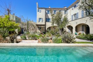 hôtel particulier 22 Pièces en vente sur ST REMY DE PROVENCE (13210)