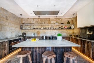 hôtel particulier 22 Pièces en vente sur ST REMY DE PROVENCE (13210)