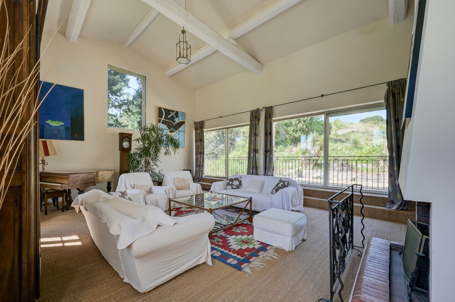 corps de ferme 14 Pièces en vente sur AIX EN PROVENCE (13100)