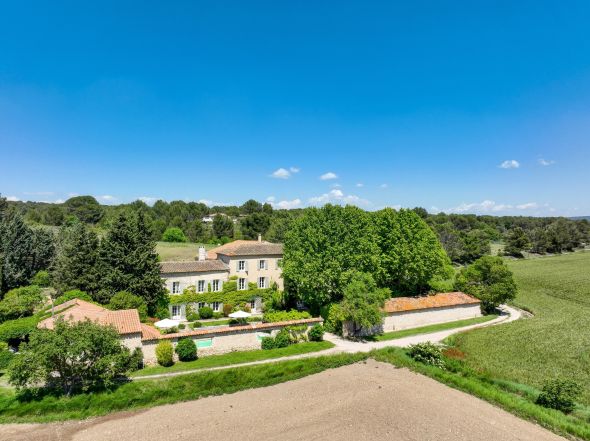 Sale Farm complex Aix-en-Provence 14&nbsp;Rooms 550&nbsp;m²