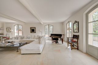 maison 11 Pièces en vente sur MAUSSANE LES ALPILLES (13520)