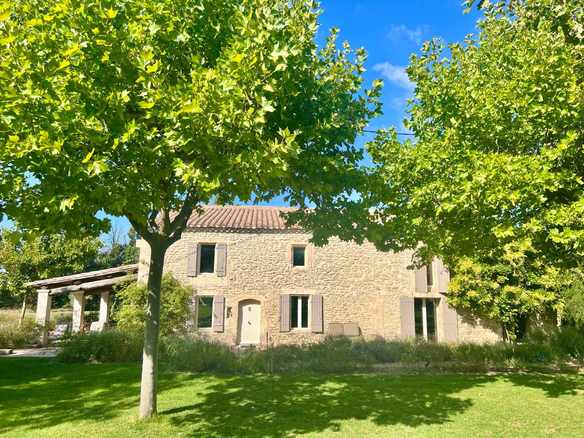 house 5 Rooms for sale on ST REMY DE PROVENCE (13210)