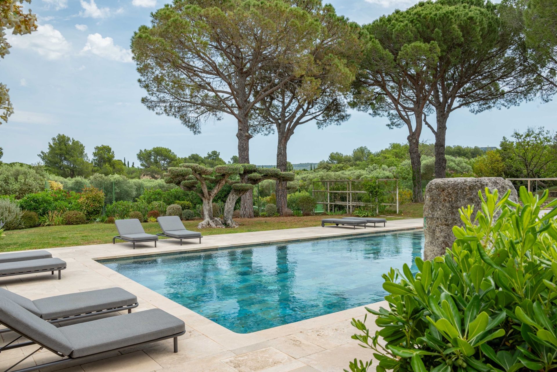 maison 12 Pièces en vente sur EYGALIERES (13810)
