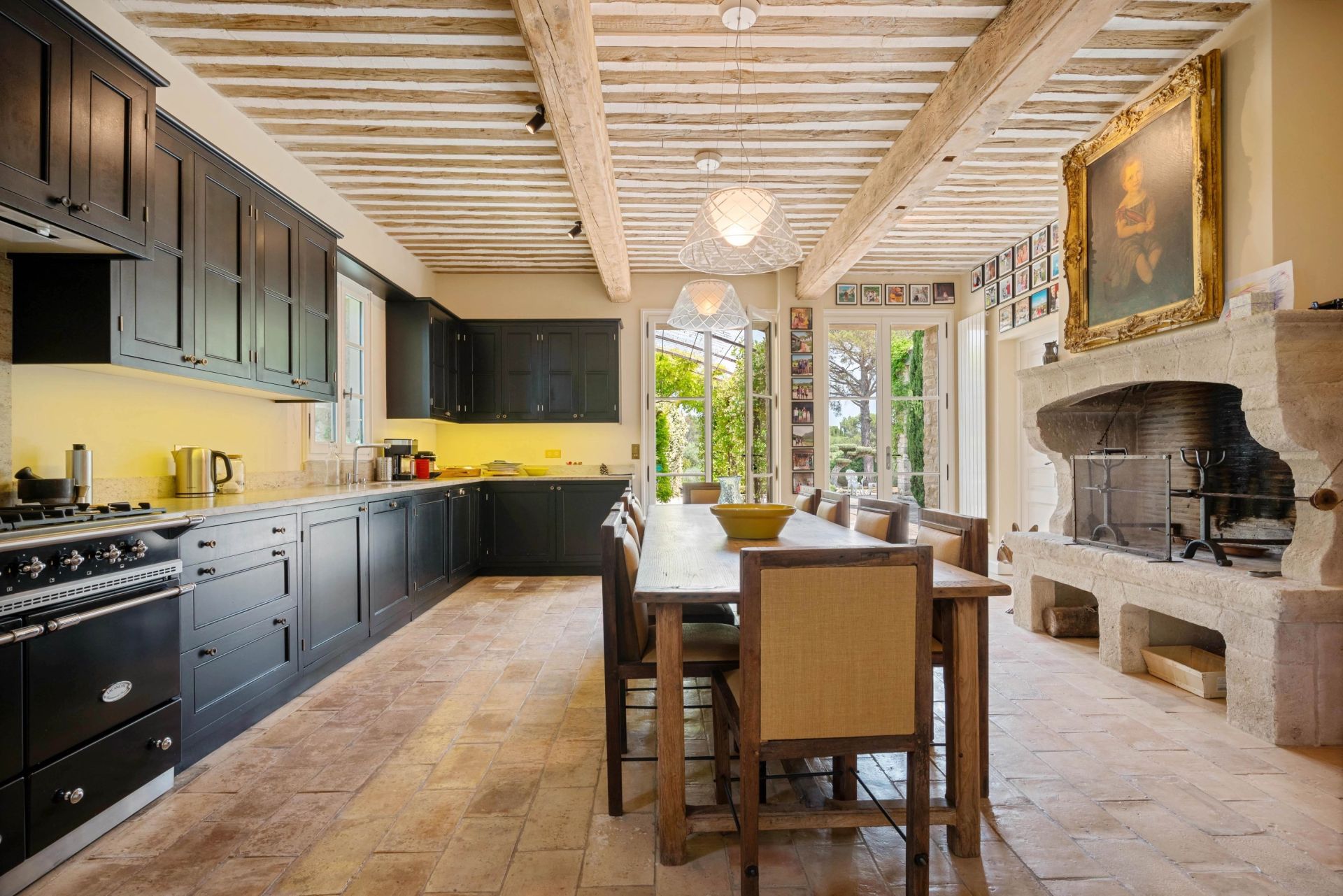 maison 12 Pièces en vente sur EYGALIERES (13810)