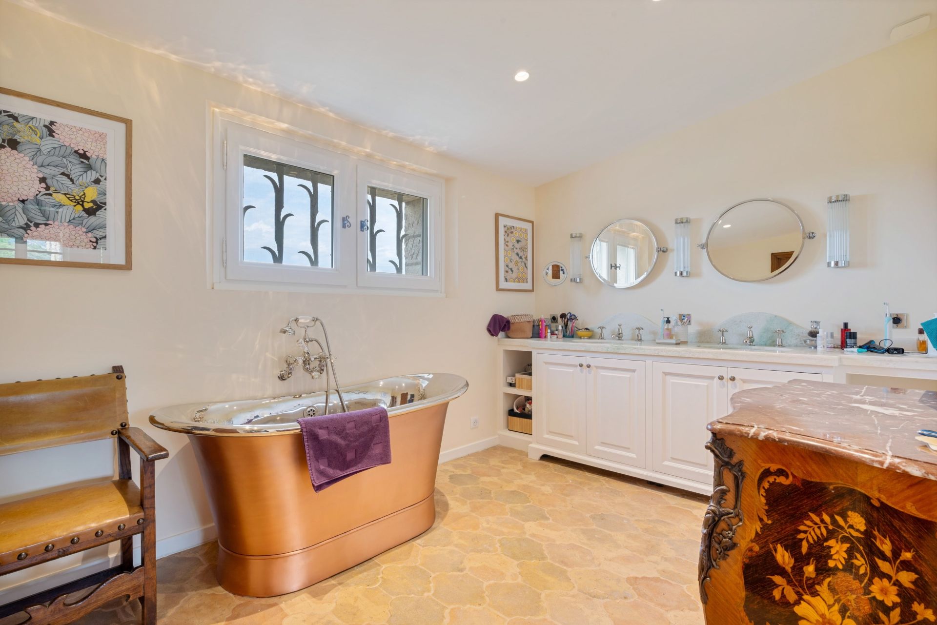 maison 12 Pièces en vente sur EYGALIERES (13810)