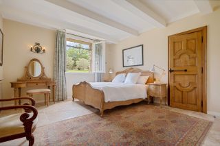 maison 12 Pièces en vente sur EYGALIERES (13810)