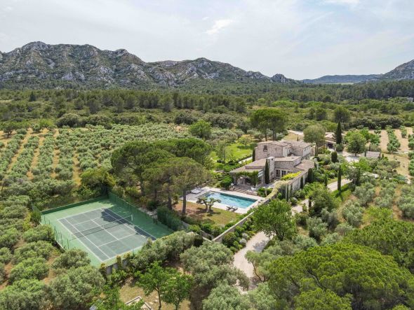 Sale House Eygalières 12&nbsp;Rooms 675&nbsp;m²