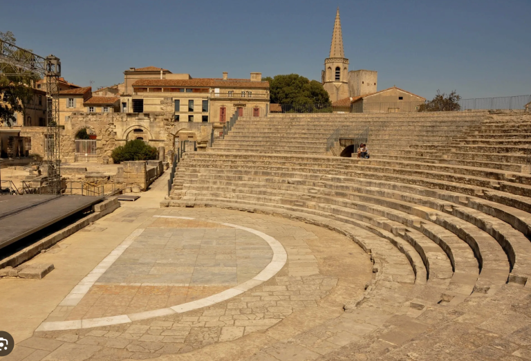 immeuble en vente sur ARLES (13200)