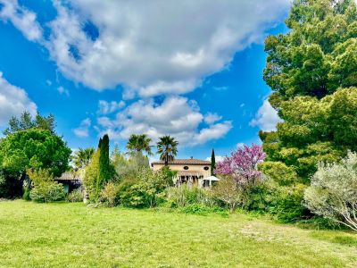 Vente Maison Arles 8&nbsp;Pièces 196&nbsp;m²